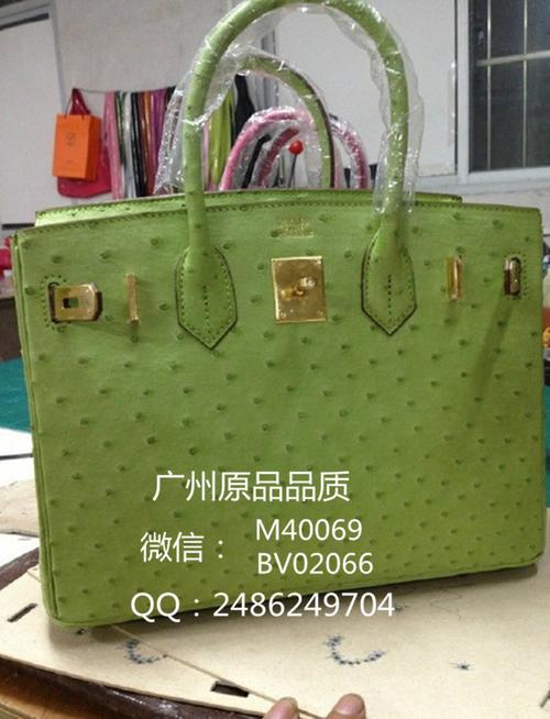 商業(yè)機(jī)會(huì) 服裝,鞋帽 女包系列 >> 廣州專柜原品迪奧一品貨源批發(fā)