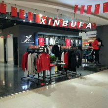 虎門海迪卡 一站式專業(yè)鞋帽批發(fā)，助力運(yùn)動休閑服裝店高效供應(yīng)